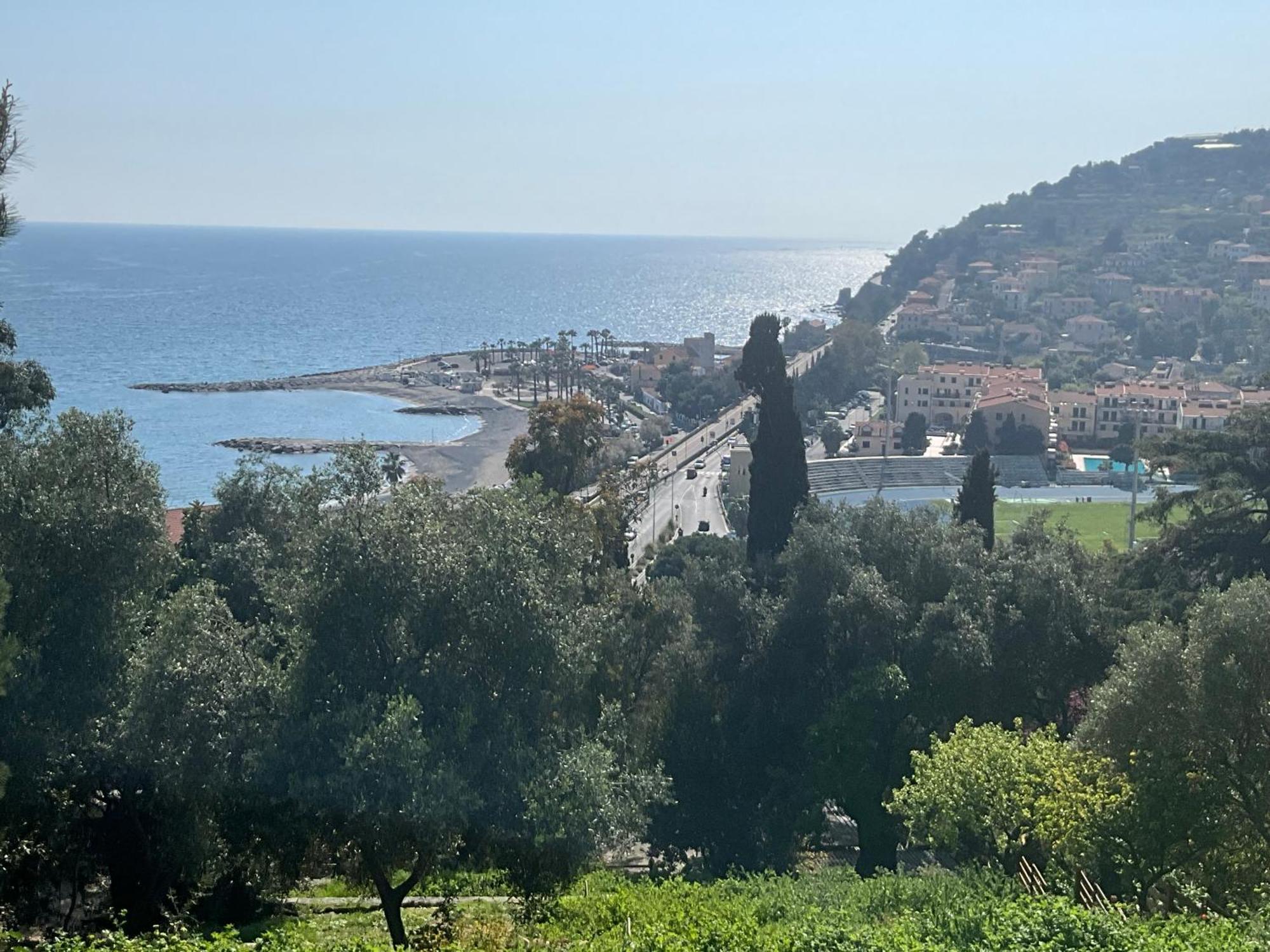 Studio Mer Piscine Cala Di Sole Imperia Italie Mono Locale Une Seule Piece Buitenkant foto